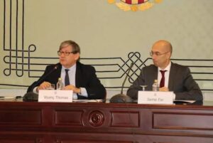 Vicent Thomas, presidente del Parlament y Jaume Far, director de la Oficina Anticorrupci&oacute;n