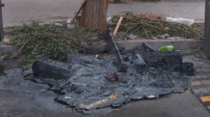 contenedores quemados Calle cami de son Gotleu