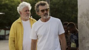 Pedro Almod&oacute;var y Antonio Banderas en Dolor y Gloria