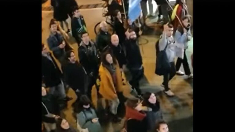 sa fundacio ataque manifestación