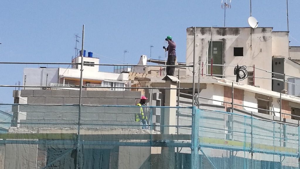 trabajadores extranjeros construcción obras riesgos laborales