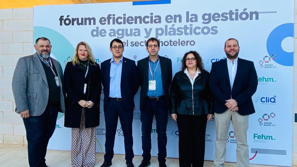jornada agua y plasticos hoteles