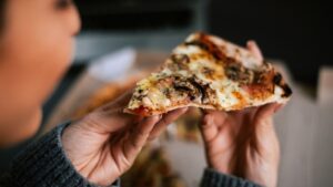 comida basura ni&ntilde;o pizza