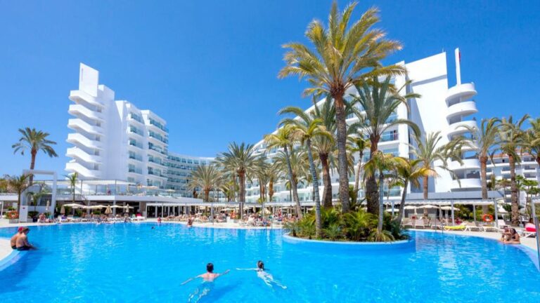Riu Hoteles