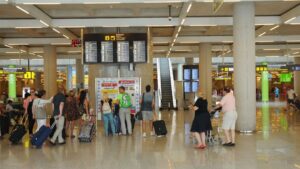 aeropuerto son sant joan avion