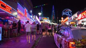 borrachos magaluf punta ballena