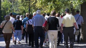 turistas ancianos imserso