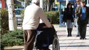 ancianos dependencia