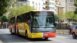 102 tib autob&uacute;s