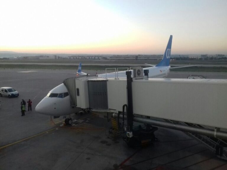 aeropuerto aviones