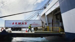 trasmediterranea carga