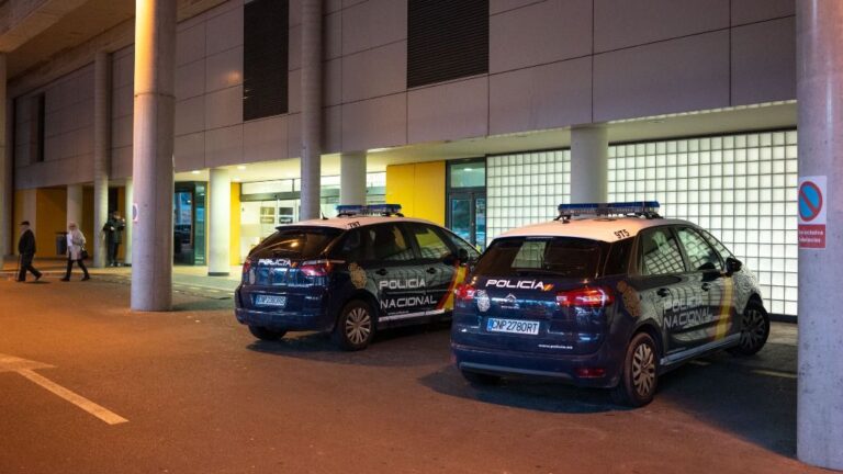 urgencias son espases policia hospital