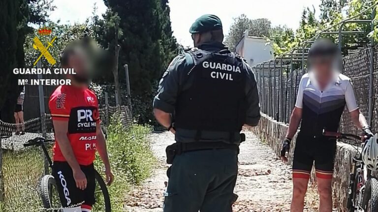 ciclistas guardia civil