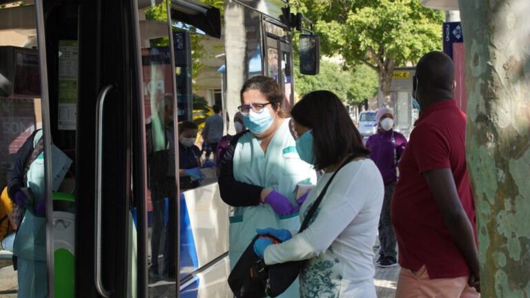 mascarillas-bus-intermodal-policia-parque