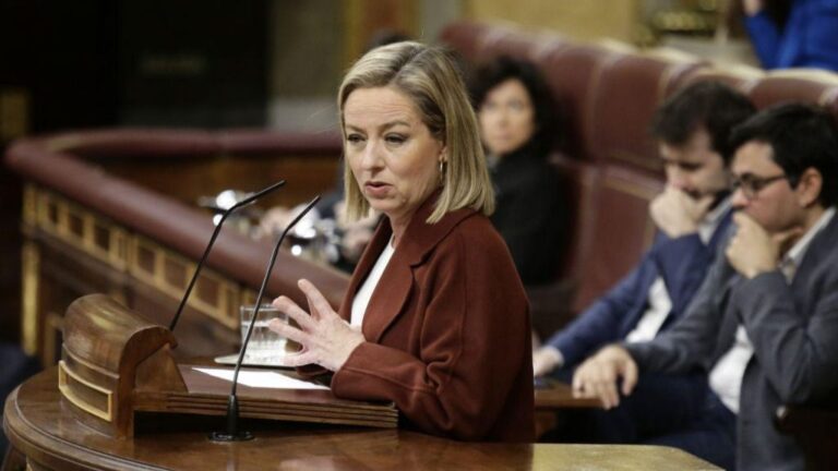 7e Ana Oramas CC