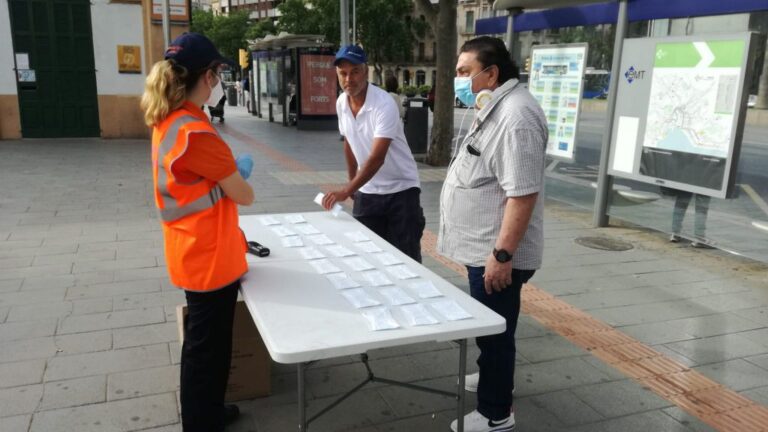 reparto-mascarillas-coronavirus