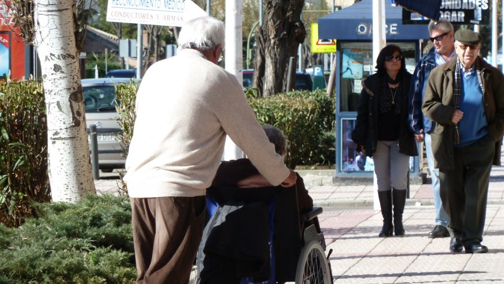 ancianos dependencia