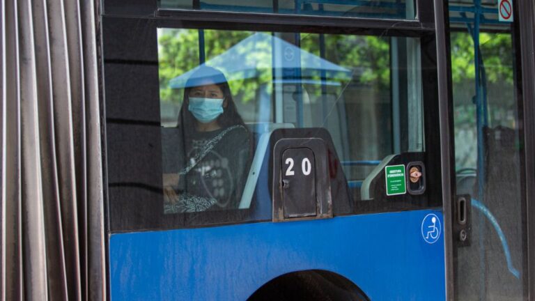 coronavirus-mascarilla-autobus-emt