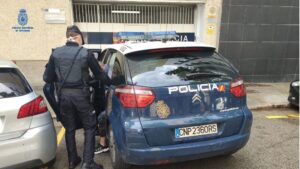 Polic&iacute;a Nacional