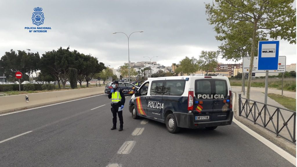 Policía