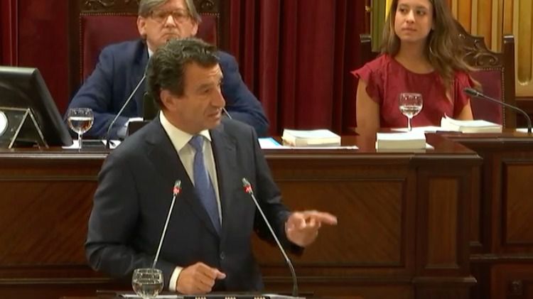 company parlament