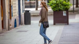 coronavirus-mujer-mascarilla