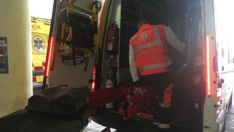 ambulancia 061 espases