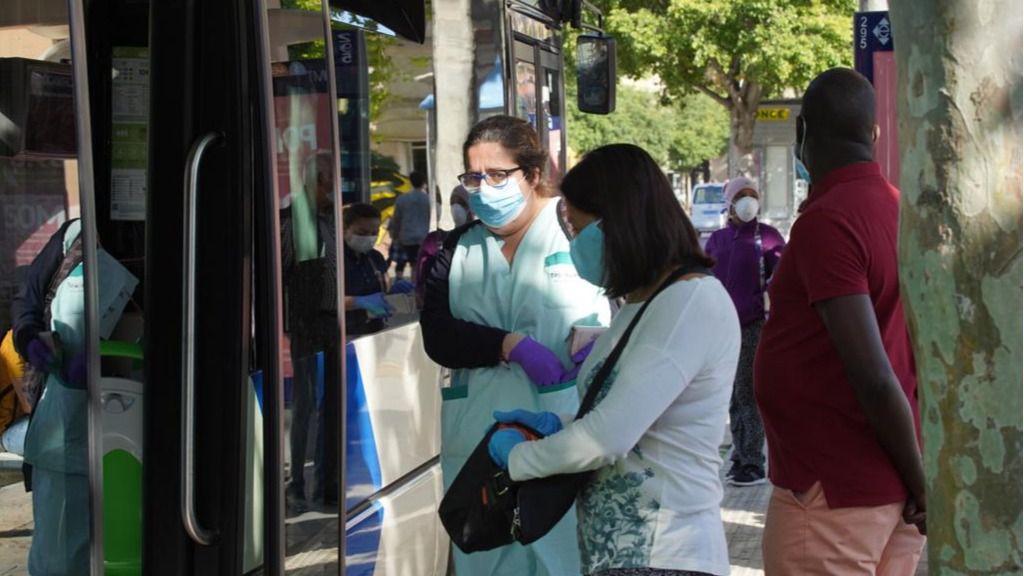 mascarillas-bus-intermodal-policia-parque