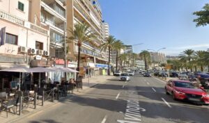 El carril junto a la acera ser&aacute; peatonal