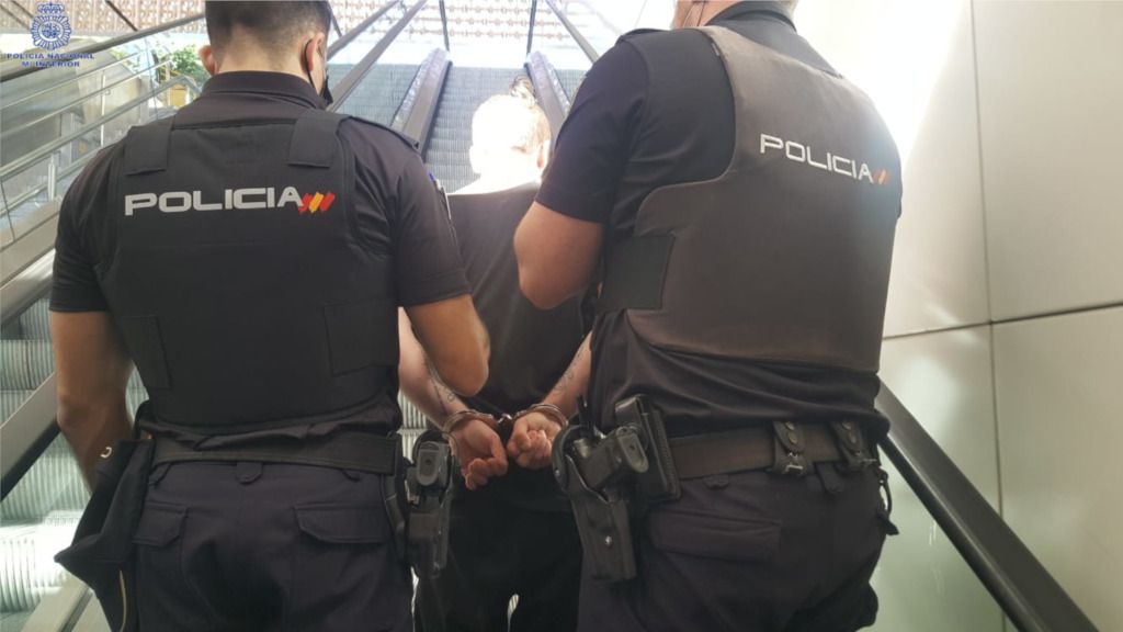 detenidos policia