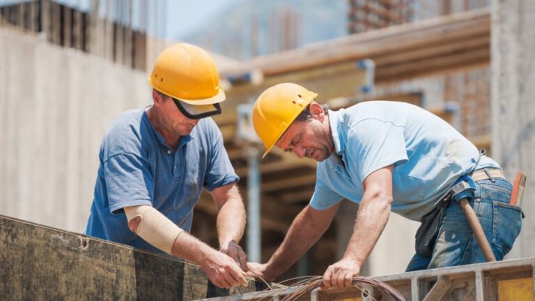 trabajadores construcción empleo