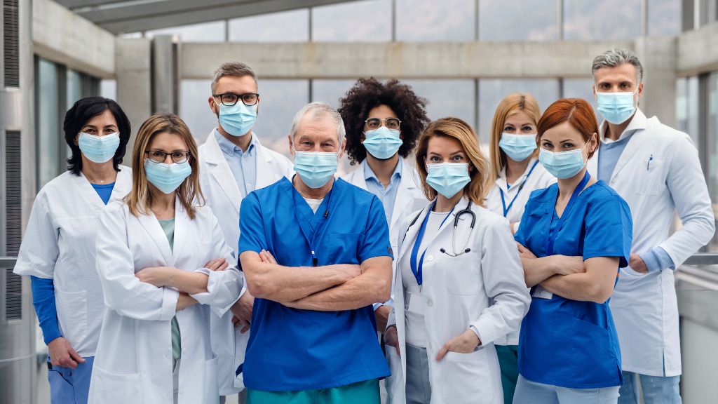 médicos