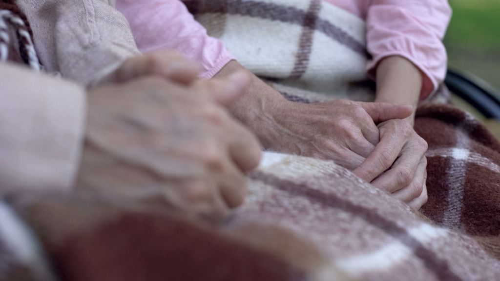 ancianos residencia