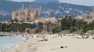 playa-palma-can-pere-antoni-catedral