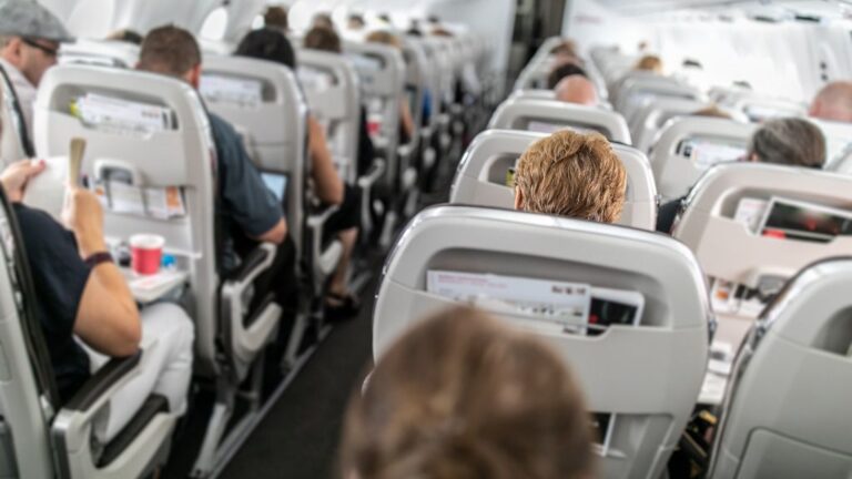 pasajeros avión