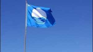 Un total de 33 playas de Baleares lucir&aacute;n este verano 'Banderas Azules'