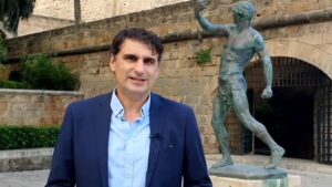 julio Mart&iacute;nez PP