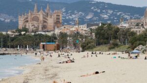 playa-palma-can-pere-antoni-catedral