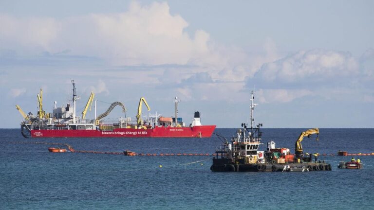 CABLE SUBMARINO