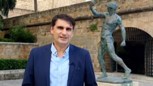 julio Mart&iacute;nez PP