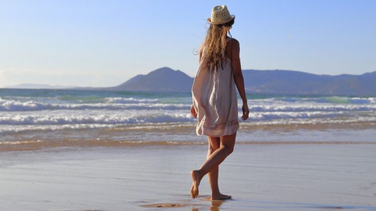 paseo por la playa