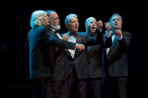 Les Luthiers