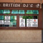 carteles protesta magaluf cerrado coronavirus