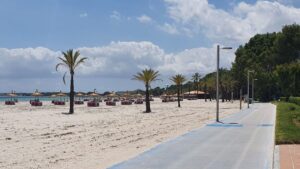 playas alcudia mallorca