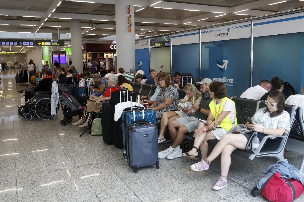 aeropuerto turistas