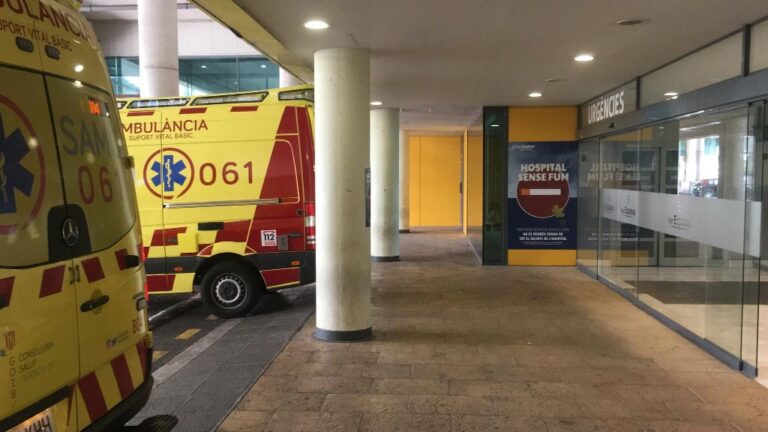 ambulancia 061 espases