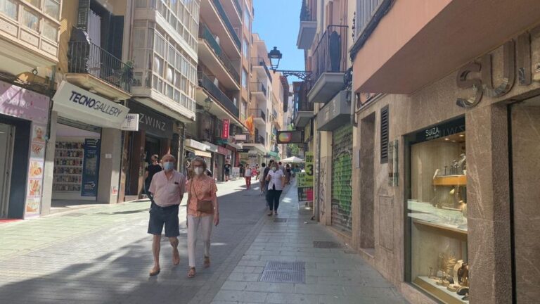 mascarilla gente calle