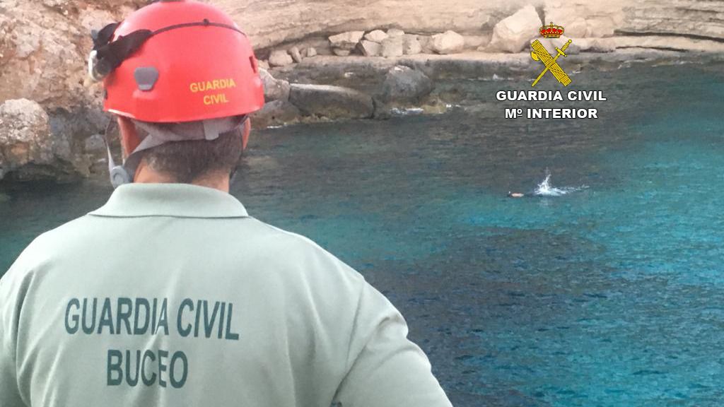 rescate bañista Guardia Civil