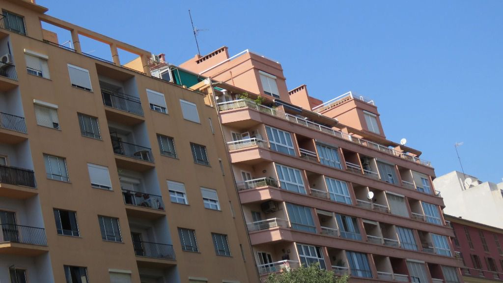 casas pisos edificios cielo buen tiempo calor sol despejado