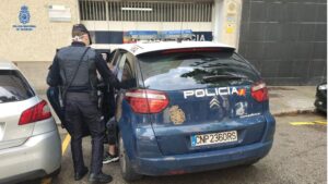 Polic&iacute;a Nacional